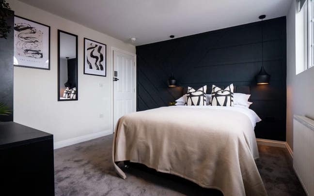 Spacious Double Room – Bills Included Main Photo