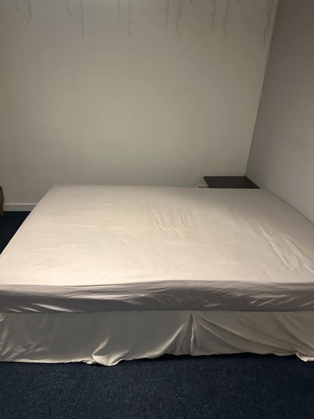 Double room to rent  Main Photo