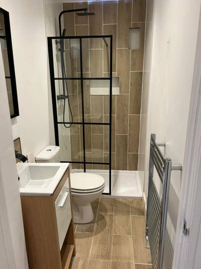 Spacious Lower-Ground Studio with Private Entrance Main Photo