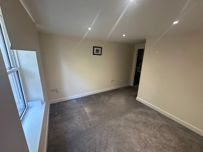 Double room in shared house near the quay Main Photo