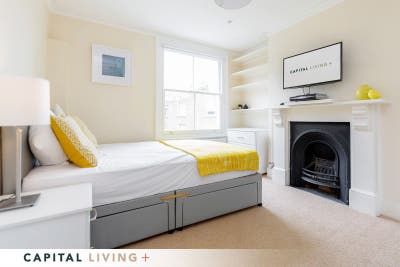 🌾Big Double Bedroom - Walk from Balham Station🌾 Main Photo