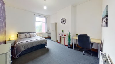 Large Room Near City Centre Main Photo