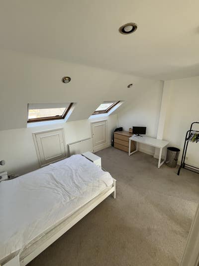 Loft / Double Room Clapham Junction  Main Photo