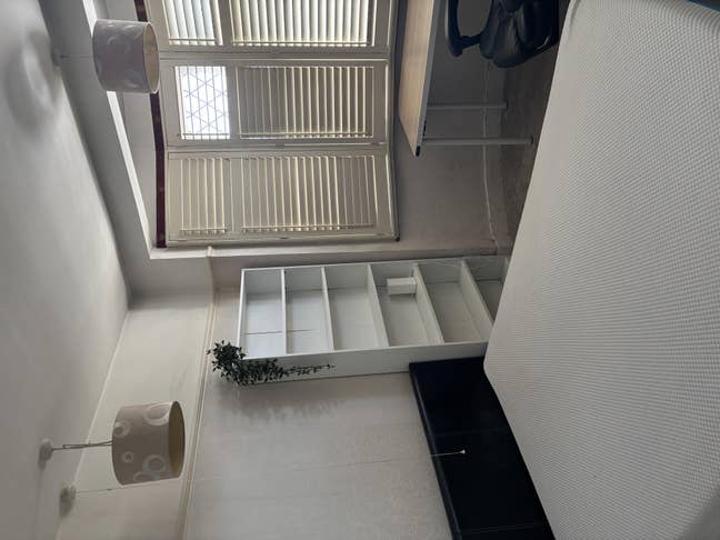 Large bright Double Room with views Main Photo