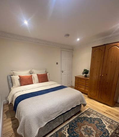🏡 Spacious Double Bedroom in Greenwich Main Photo
