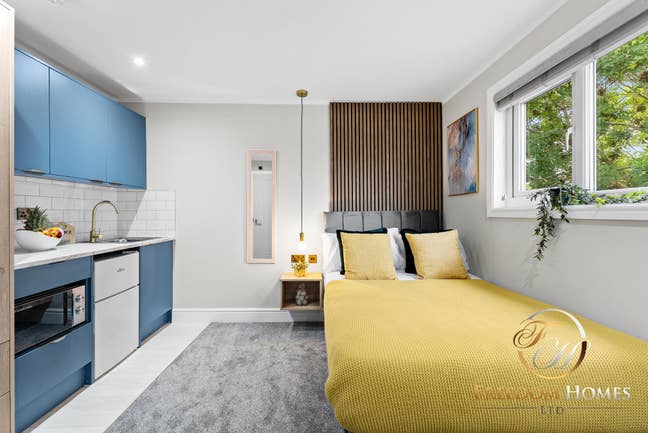 Stunning Brand New HMO – 10 mins to hospital Main Photo