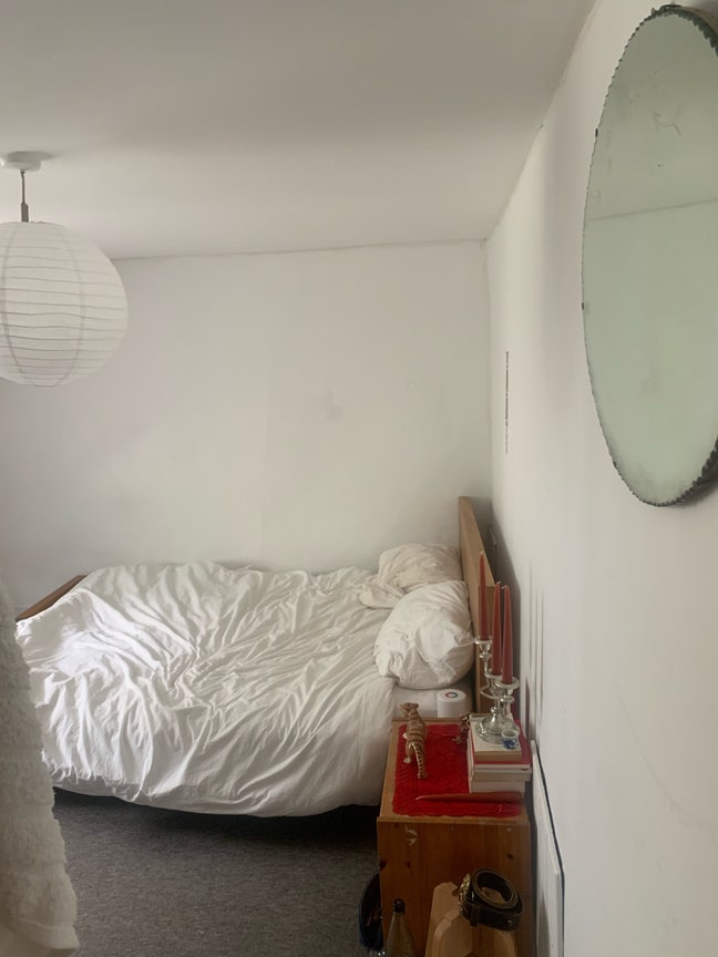 Stunning Loft Bedroom in Stoke Newington Terrace Main Photo