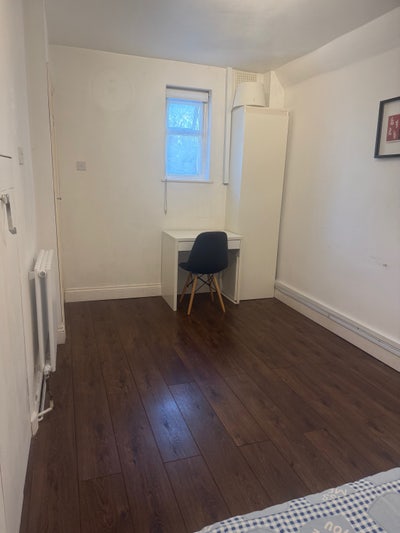 Room To let  Main Photo