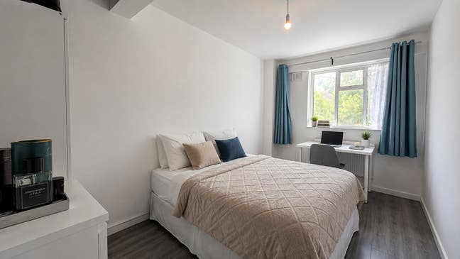 2 Bed Flat Close to London hospital in Stepney  Main Photo