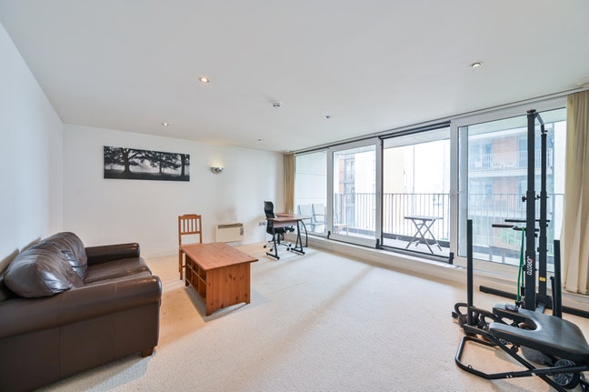 Flatshare Available in Balearic Apartment E16  Main Photo