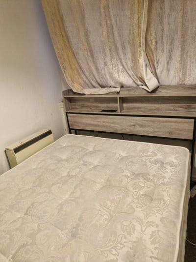 Double bedroom available to move in immediately  Main Photo