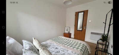 Double Room with Private Bathroom - Stratford Main Photo