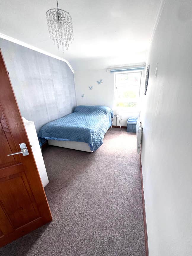 Deluxe double room, very commutable to Edinburgh  Main Photo