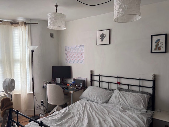 Large double room available in Clapton  Main Photo