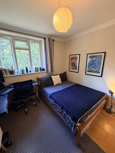 Double room available in Putney Main Photo