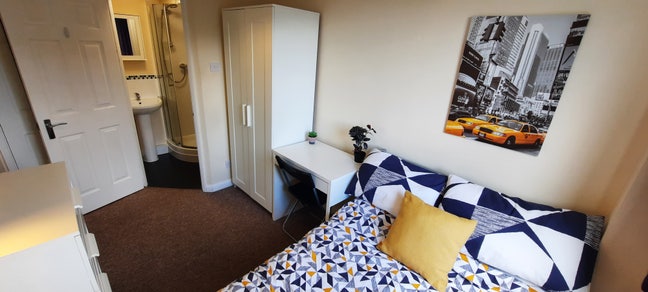 * En Suite Room - all bills included * Main Photo