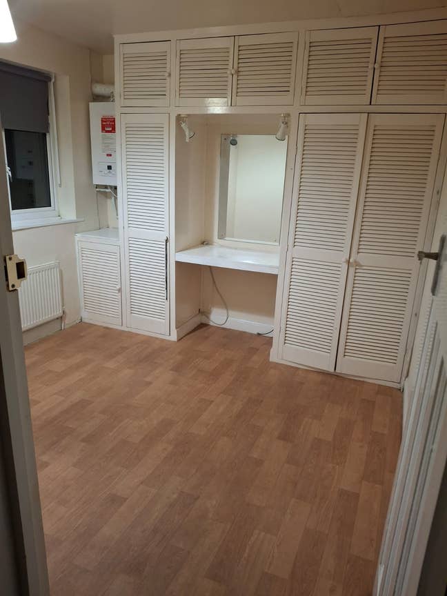 Double Room Available in 3 bed shared House Main Photo