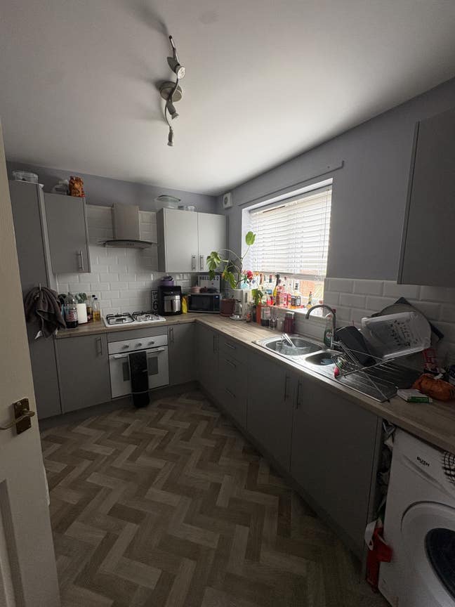 Double room to rent in Edinburgh Flat Main Photo