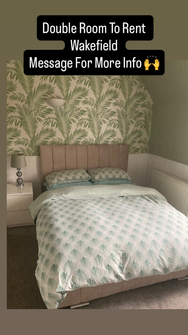 Double Room Wakefield Central  Main Photo