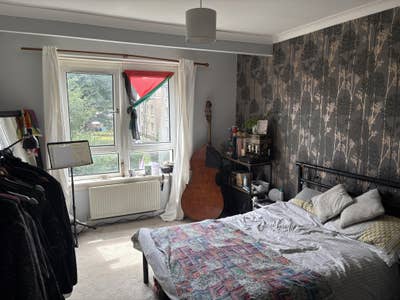 Bedroom for rent - Ibrox Area Main Photo