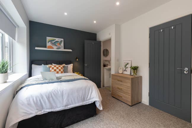 Brand New Ensuite House Share, all bills inc. Main Photo
