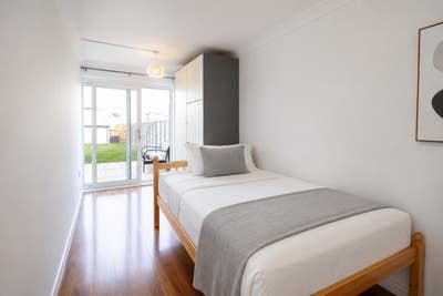 🏡2 Rooms|Barking Riverside🚆| Available now✨ Main Photo