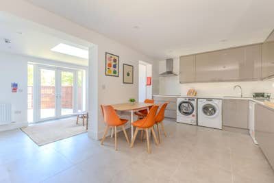 New Studio Style Rooms, En-Suites & Kitchenettes Main Photo