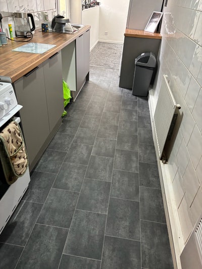 Large 2 bed self contained ground floor flat  Main Photo