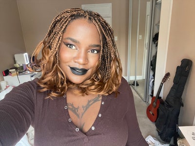 Student looking for a room or flatmate to buddy up Main Photo