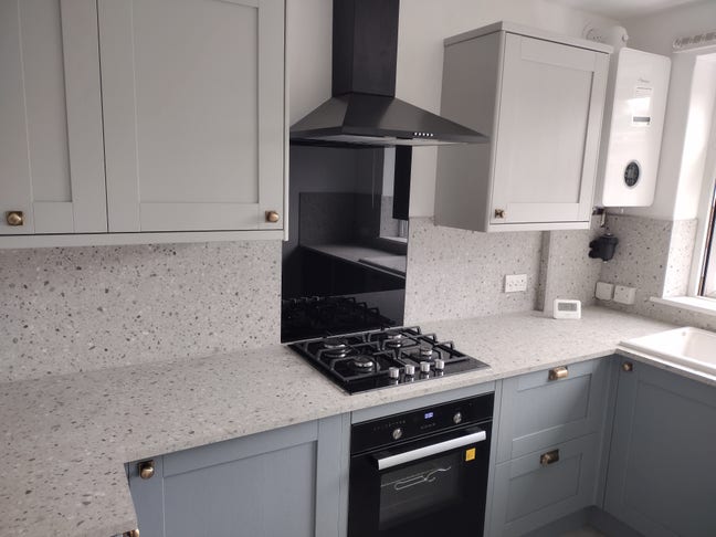 Furnished flatshare near Sale tram Main Photo