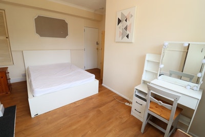 Double Couple Ok Asap Near Bethnal Green/E2 Main Photo