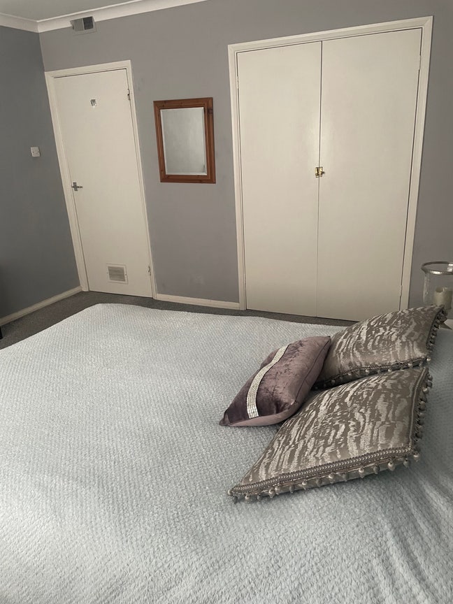 Quiet Dbl Room - Bromley BR2 ( All Bill Included)  Main Photo