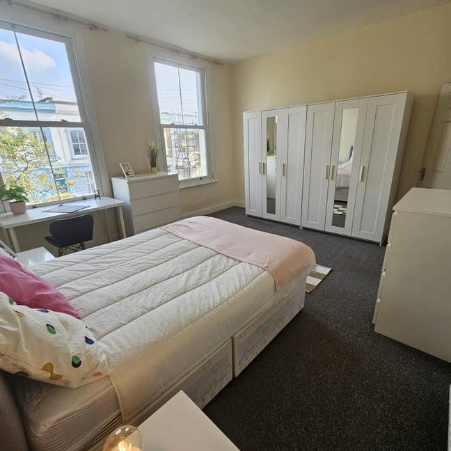 🌟Gigantic room  from September 💫 Main Photo