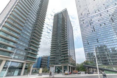 Modern 2 Bed Flat in Canary Wharf Concierge & Gym Main Photo