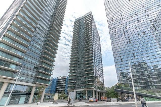 Modern 2 Bed Flat in Canary Wharf Concierge & Gym Main Photo