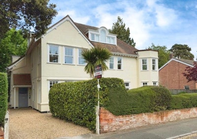 1 Bed Flat Near Meyrick Park for Short Term Let Main Photo