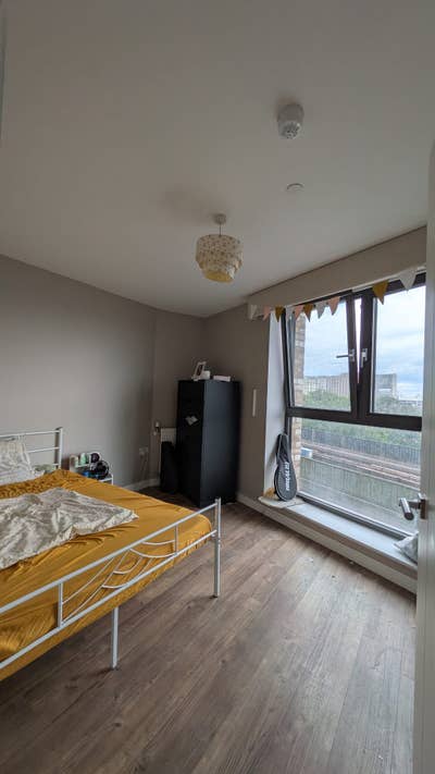 Looking for a Short Term Sublet Main Photo