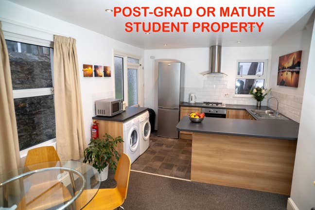 Post-Grad / Mature Student Property Main Photo