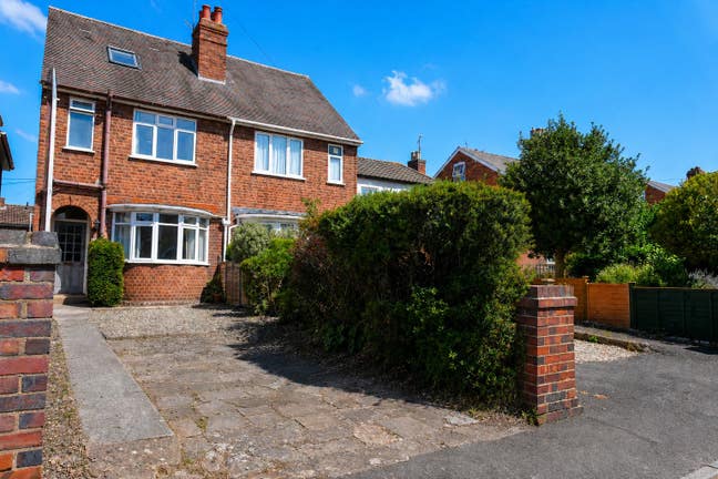 3 Furnished Student Rooms | Bills Inc | St Johns Main Photo
