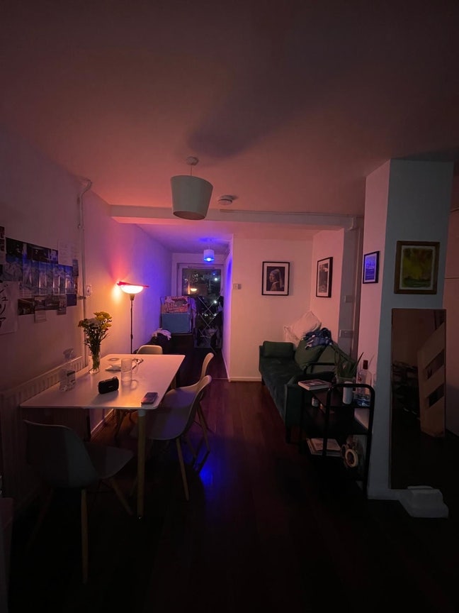 Small double room, from 31st August, Mile End  Main Photo