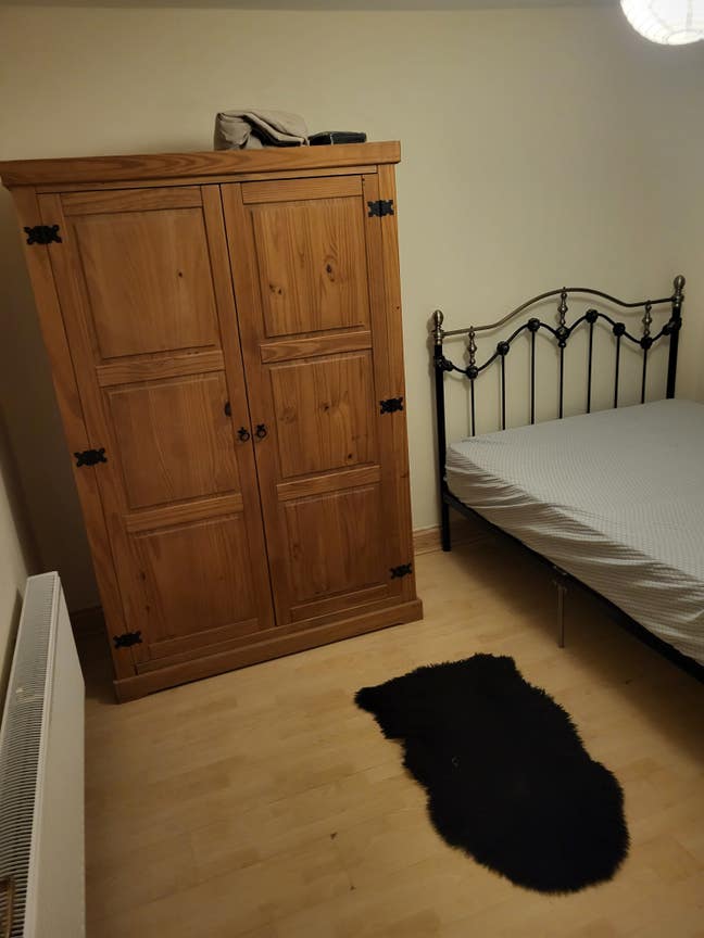 Professional House Share - Two Double Rooms Main Photo