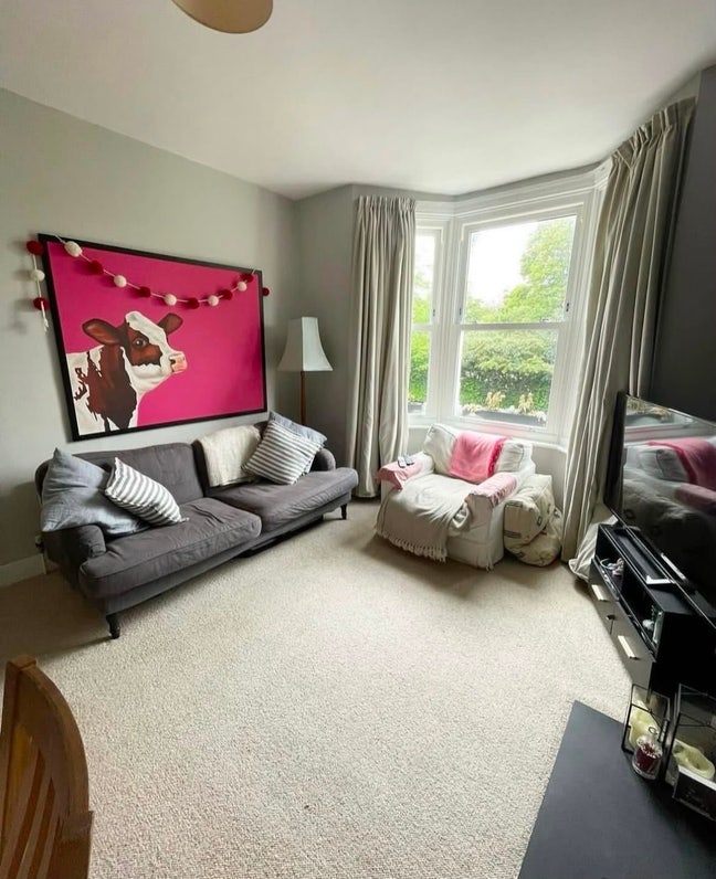 Double room available in spacious Camberwell House Main Photo
