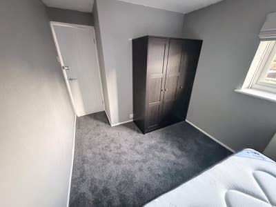 New furnished double room  Main Photo