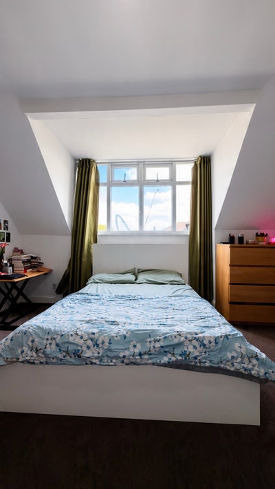 A cozy  doubleroom available for 2 people(500each) Main Photo