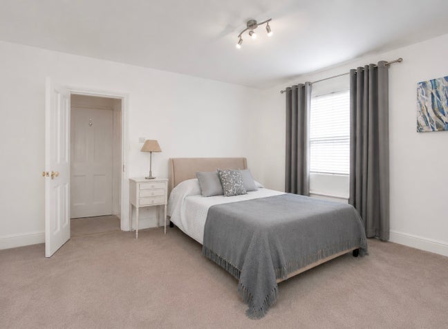 Luxury Houseshare - close to City Centre Main Photo