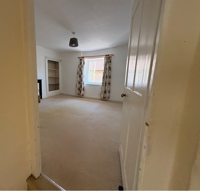 Spacious Cottage House Share Main Photo