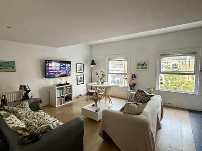 Double room available from mid-sept with terrace!  Main Photo