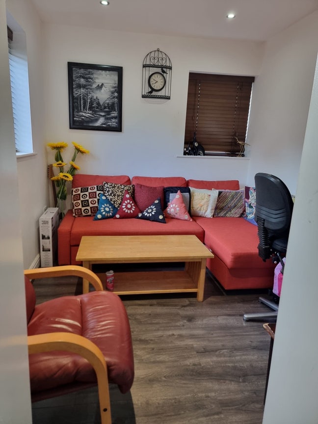 Double Room Comfortable Main Photo