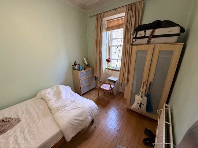 Double  room in a friendly flat – EH7  Main Photo