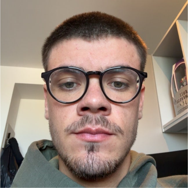 Recent graduate looking for a friendly home Main Photo